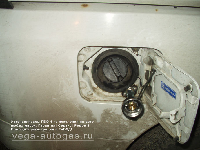 Установка ГБО Альфа S на Nissan Serena 2.0 л., 144 л.с., 2006 г.в., с цилиндрическим баллоном 60 литров в багажнике Нижний Новгород, Дзержинск